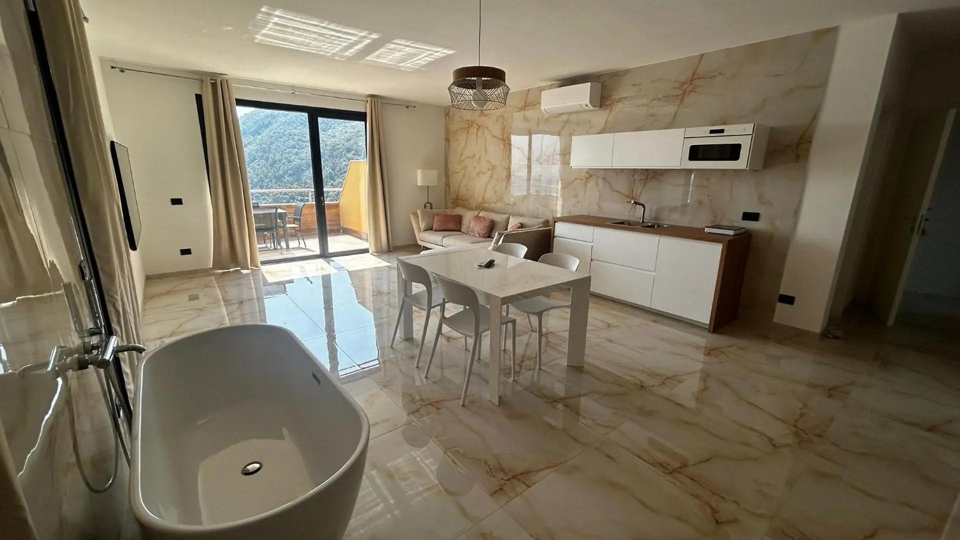 Belvedere Mondial Moneglia Apartmanhotel