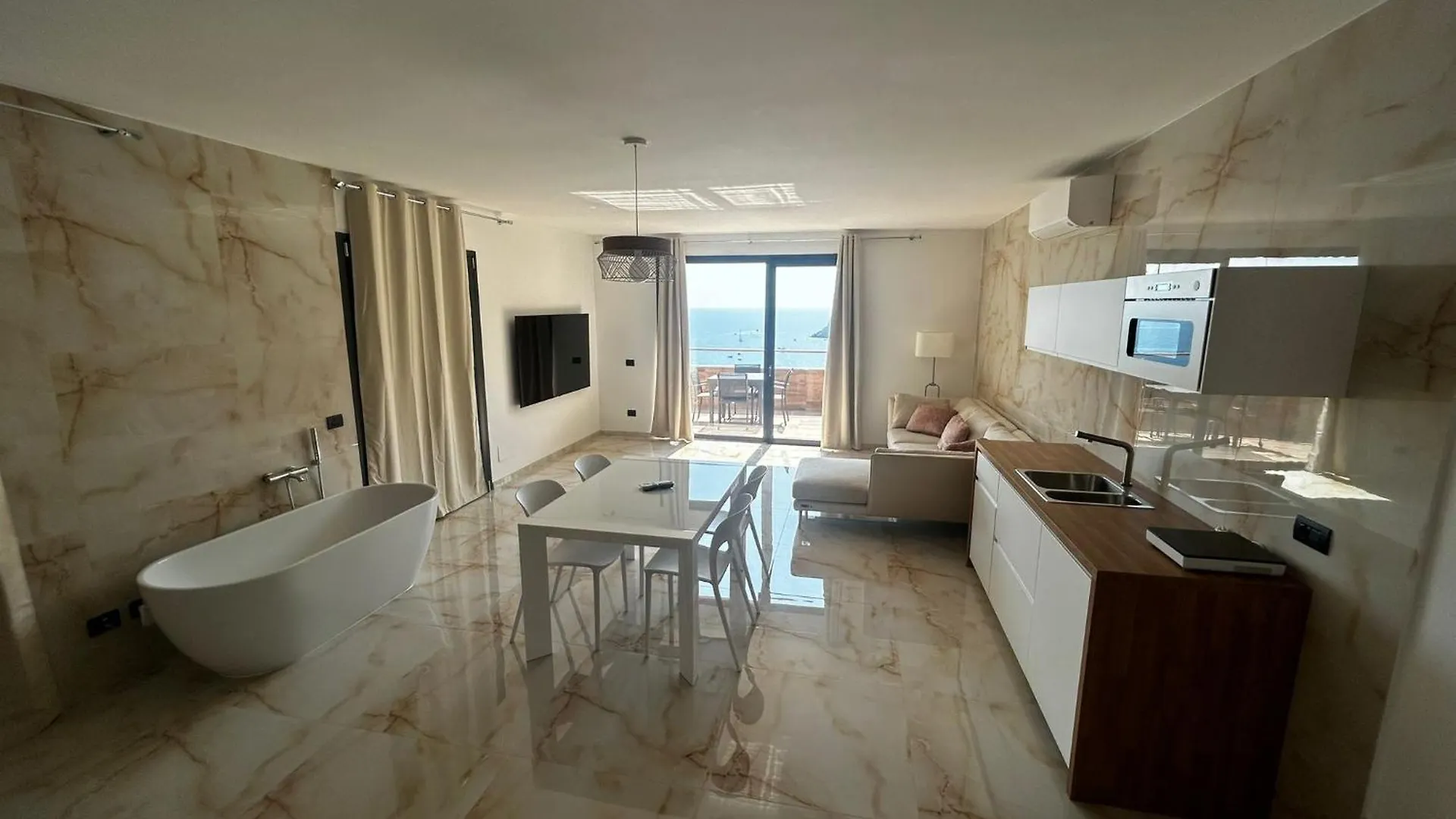 Aparthotel Belvedere Mondial Moneglia